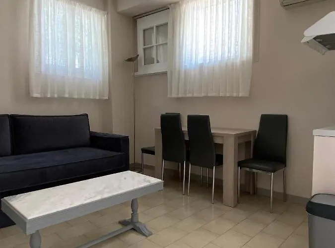 In Pedestrian Zone Apartment Áyios Nikítas