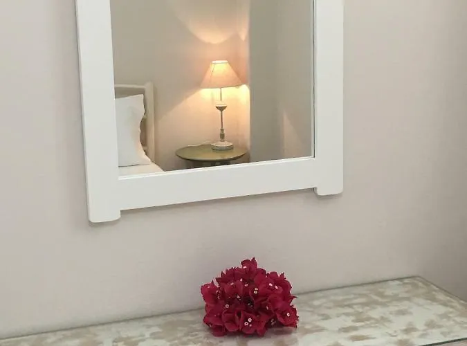 In Pedestrian Zone Áyios Nikítas